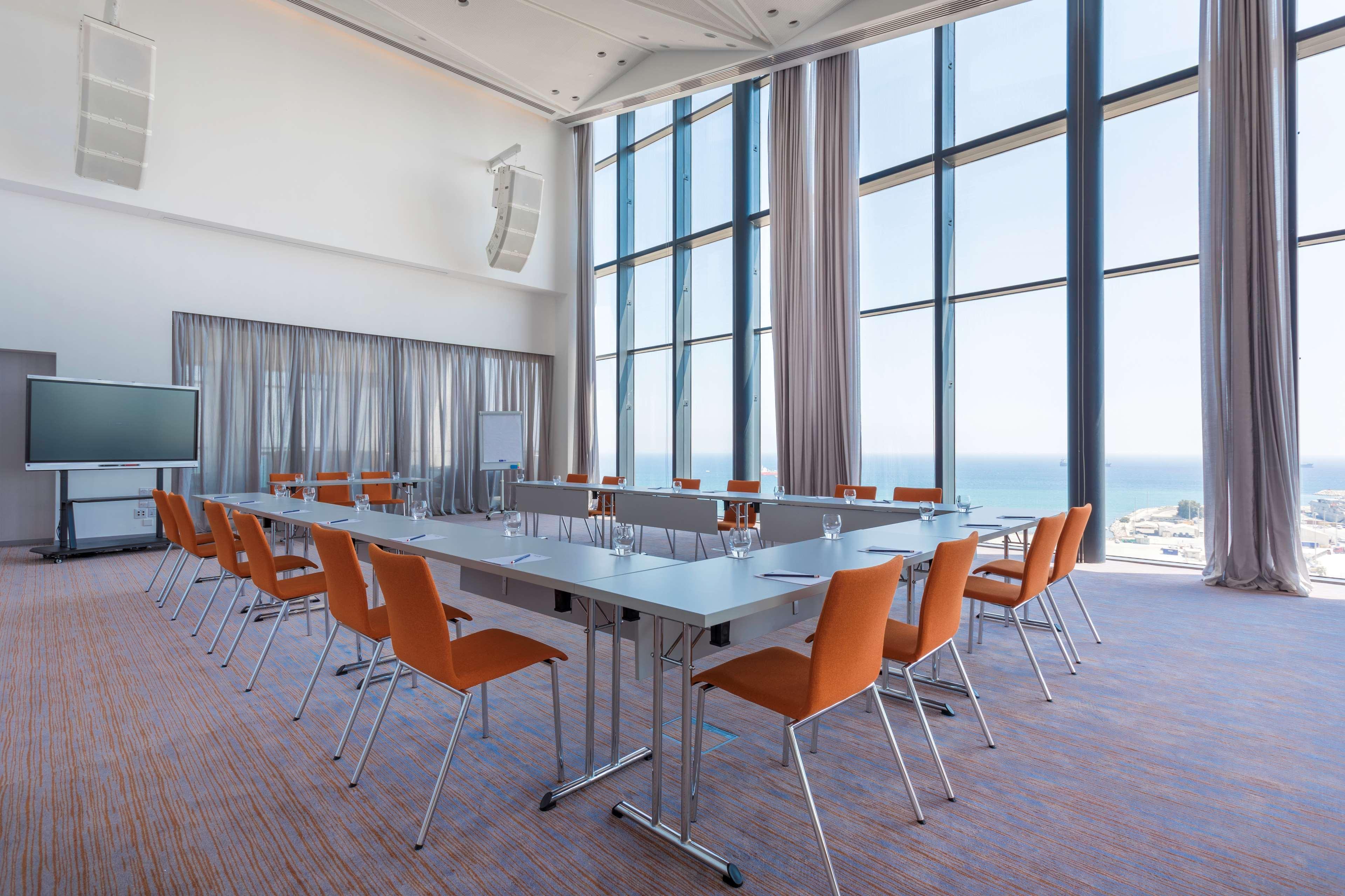 Radisson Blu Hotel, מלון