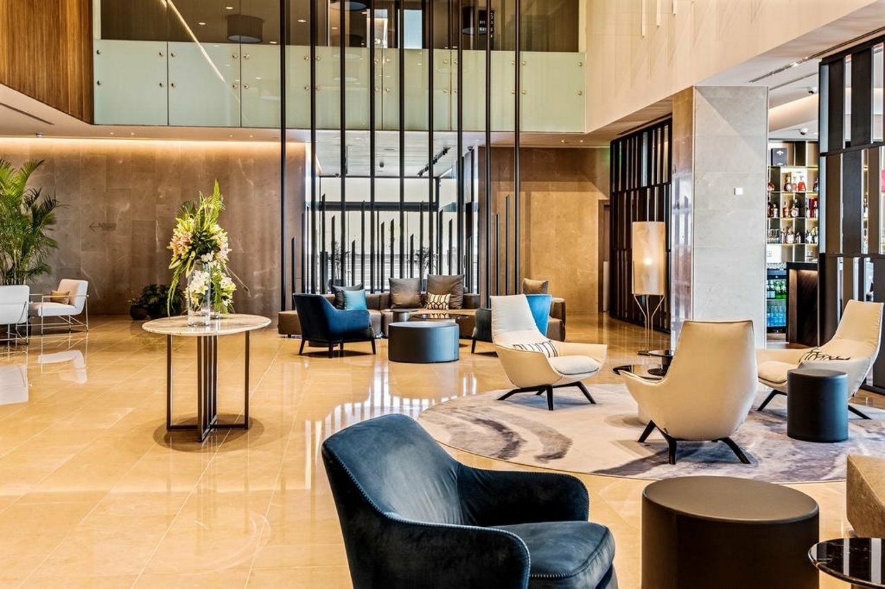 Radisson Blu Hotel, Hotel